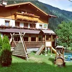 Landgasthof Steiner 마트레이 인 오스티롤